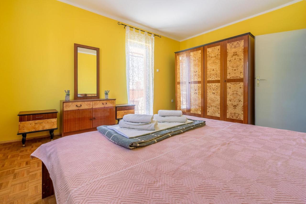 Apartment Mira Цриквеница Экстерьер фото